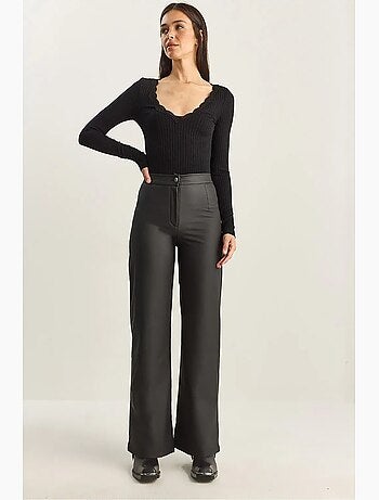 Pantalones de piel sintética con cintura alta y pierna ancha lucci