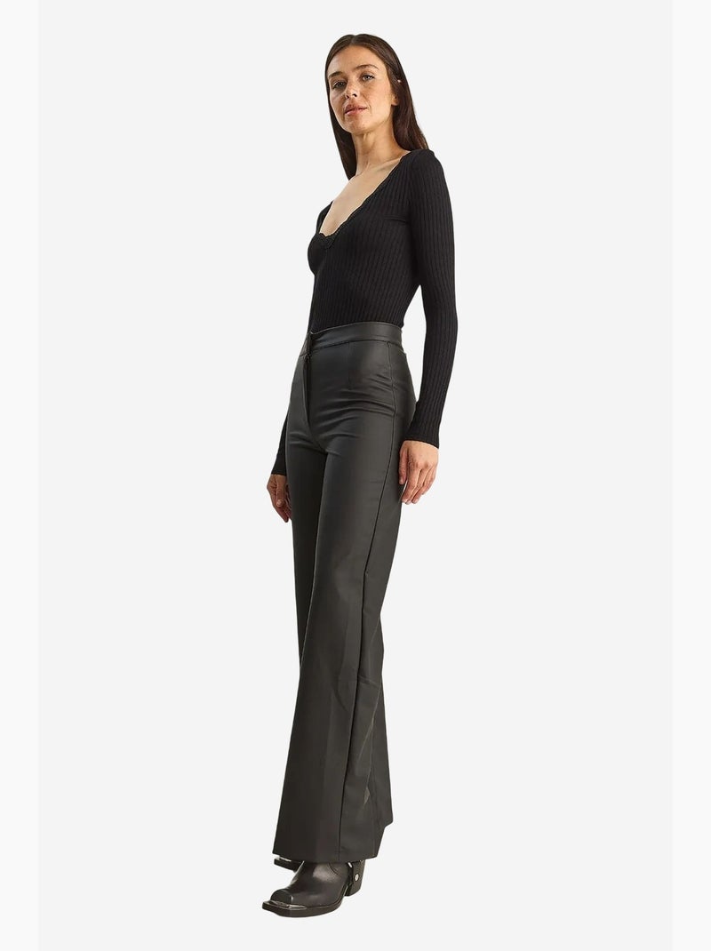 Pantalones de piel sintética con cintura alta y pierna ancha lucci Negro - Kiabi