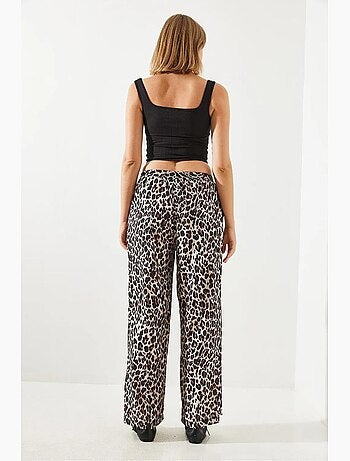 Pantalones de pierna ancha con estampado de leopardo y cintura alta lucci