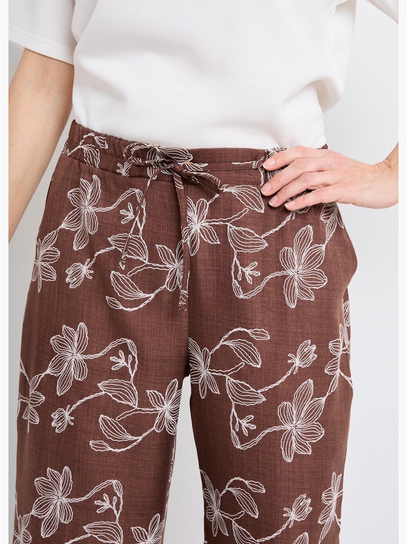 Pantalones de pierna ancha con estampados florales. - Afibel Marrón chocolate - Kiabi