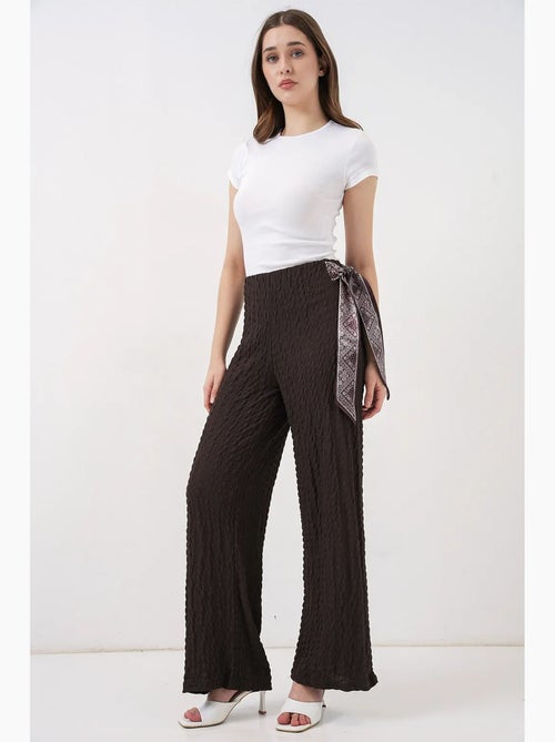 Pantalones de pierna ancha y cintura alta con detalle de lazo bdart - Kiabi Pantalones de pierna ancha y cintura alta con detalle de lazo bdart - Kiabi