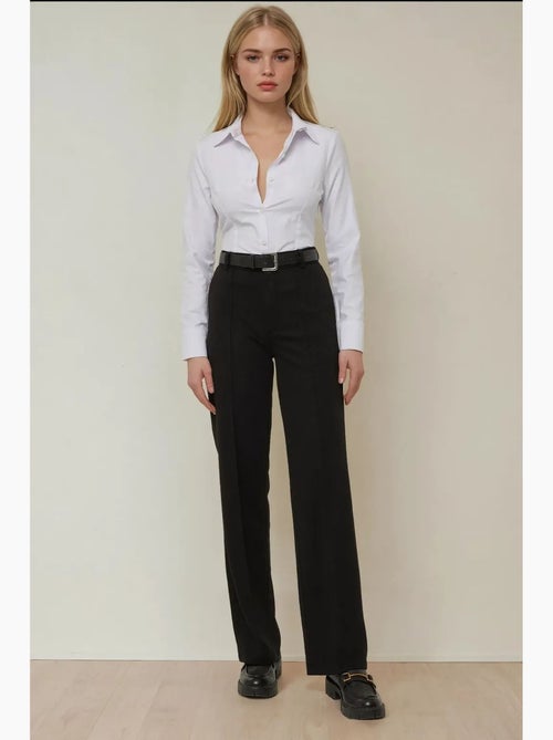 Pantalones de pierna recta con detalle de costura hiccup - Kiabi Pantalones de pierna recta con detalle de costura hiccup - Kiabi