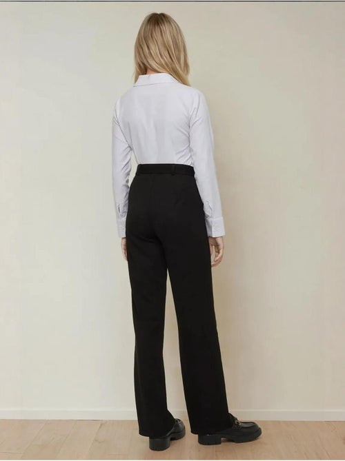 Pantalones de pierna recta con detalle de costura - Kiabi Pantalones de pierna recta con detalle de costura - Kiabi