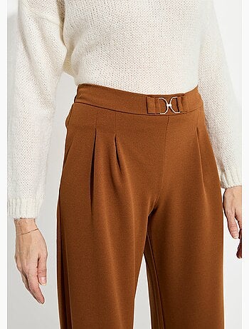 Pantalones de punto de pierna ancha con elegantes detalles metálicos - Afibel