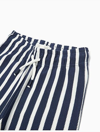 Pantalones de rayas, MO Fashion