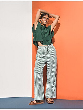 Pantalones de rayas, MO Fashion
