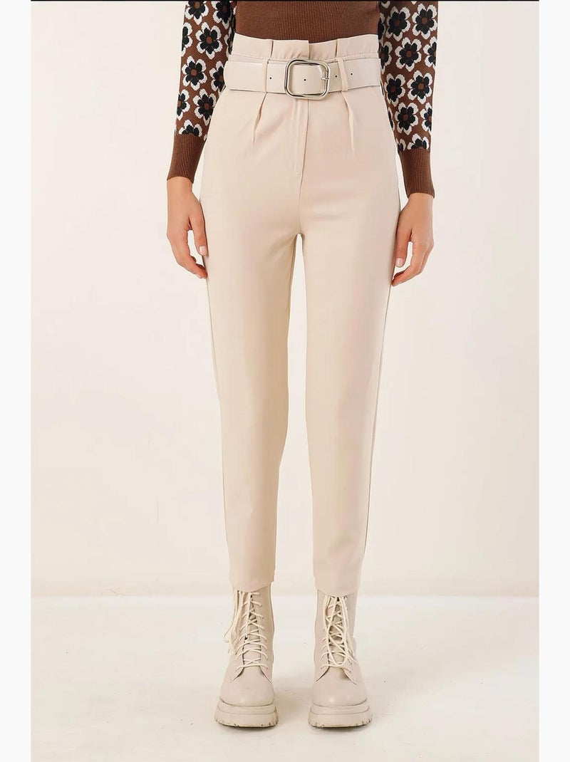 Pantalones de tela con cinturón bdart Crema - Kiabi