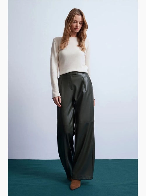 Pantalones de tiro alto y pernera ancha de polipiel dilvin - Kiabi Pantalones de tiro alto y pernera ancha de polipiel dilvin - Kiabi