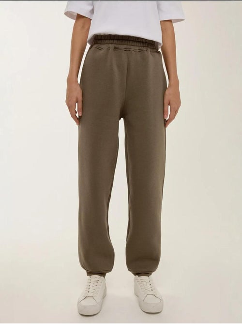 Pantalones deportivos básicos con cintura elástica hiccup - Kiabi Pantalones deportivos básicos con cintura elástica hiccup - Kiabi