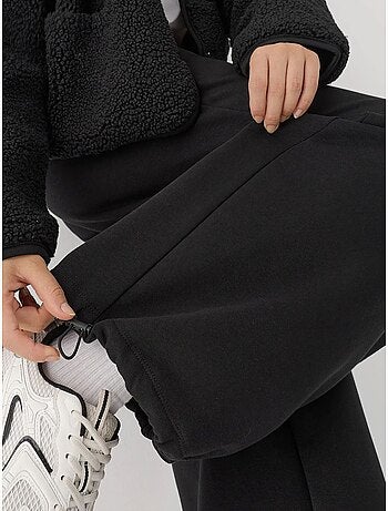 Pantalones deportivos básicos con realce y corte barril hiccup