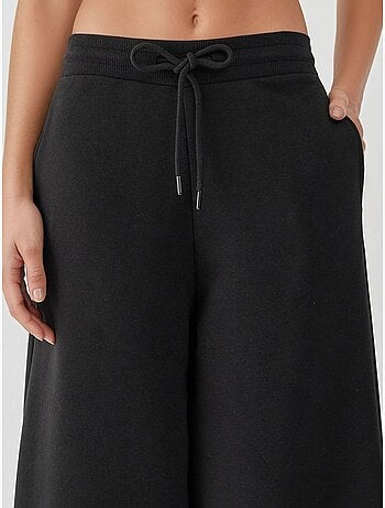 Pantalones deportivos básicos con realce y corte barril hiccup