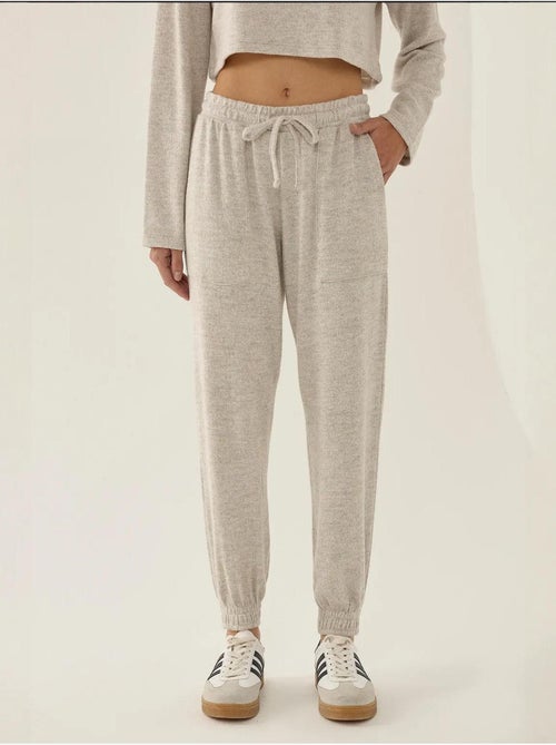 Pantalones deportivos de punto con cintura elástica - Kiabi Pantalones deportivos de punto con cintura elástica - Kiabi