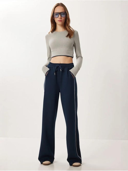 Pantalones deportivos de punto de algodón de corte regular istanbul - Kiabi Pantalones deportivos de punto de algodón de corte regular istanbul - Kiabi