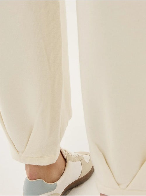 Pantalones deportivos de punto de cintura alta - Kiabi Pantalones deportivos de punto de cintura alta - Kiabi