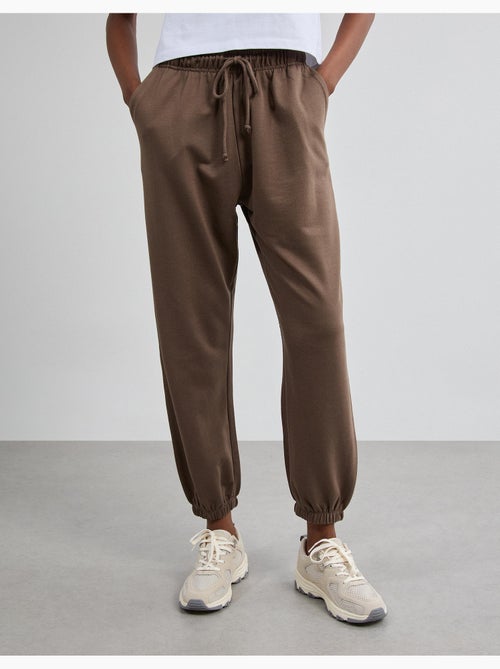 Pantalones deportivos hechos de mullido, mo fashion - Kiabi Pantalones deportivos hechos de mullido, mo fashion - Kiabi