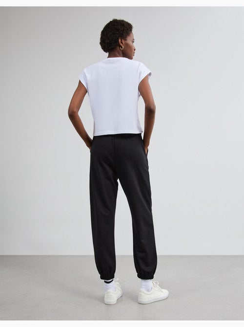 Pantalones deportivos hechos de mullido, mo fashion - Kiabi Pantalones deportivos hechos de mullido, mo fashion - Kiabi