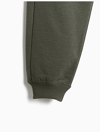 Pantalones deportivos hechos de mullido, mo fashion