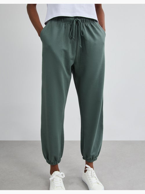 Pantalones deportivos hechos de mullido, mo fashion - Kiabi Pantalones deportivos hechos de mullido, mo fashion - Kiabi
