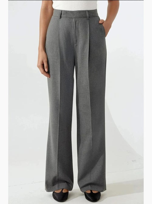 Pantalones elegantes de pierna recta hiccup - Kiabi Pantalones elegantes de pierna recta hiccup - Kiabi