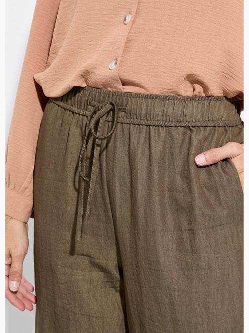 Pantalones fluidos elásticos de sarga lisa - AFIBEL - Kiabi