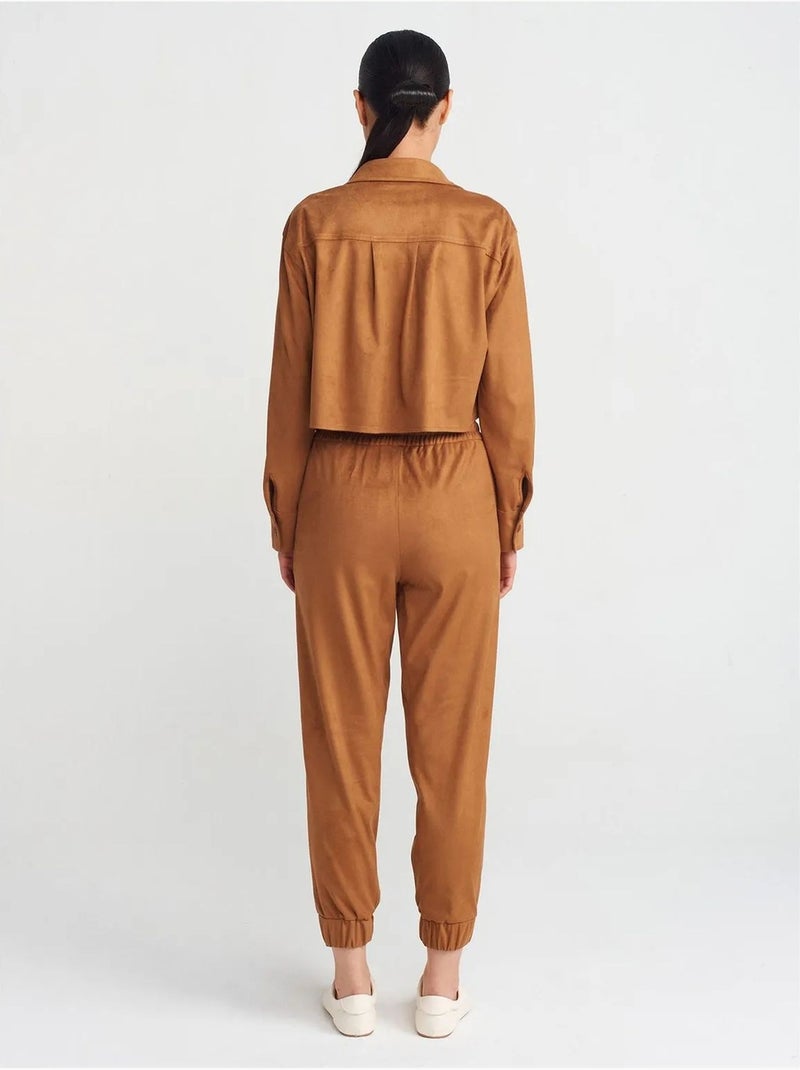 Pantalones jogger de ante sintético Camel - Kiabi
