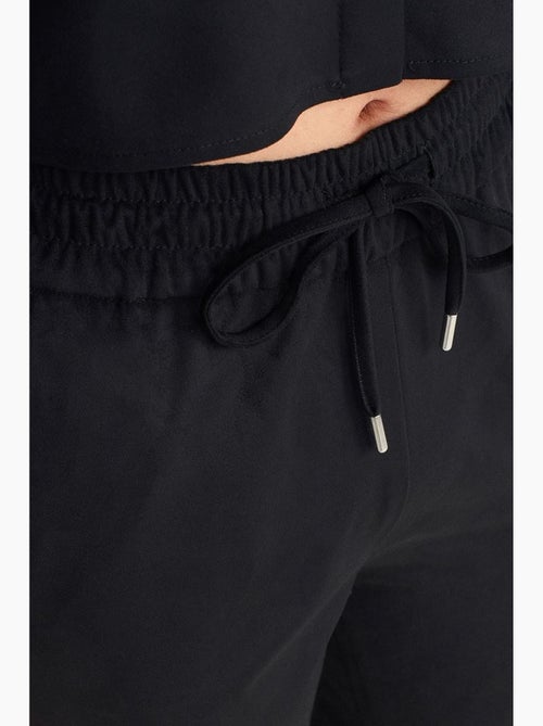 Pantalones jogger de ante sintético dilvin - Kiabi Pantalones jogger de ante sintético dilvin - Kiabi
