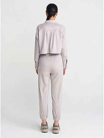 Pantalones jogger de ante sintético