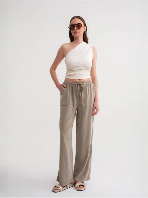 Pantalones largos de pierna recta con cintura elástica para mujer mixray - Kiabi Pantalones largos de pierna recta con cintura elástica para mujer mixray - Kiabi