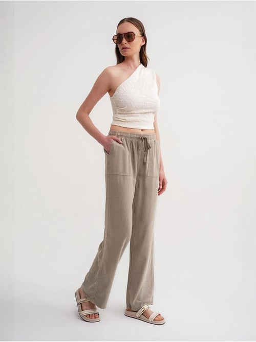 Pantalones largos de pierna recta con cintura elástica para mujer mixray - Kiabi Pantalones largos de pierna recta con cintura elástica para mujer mixray - Kiabi