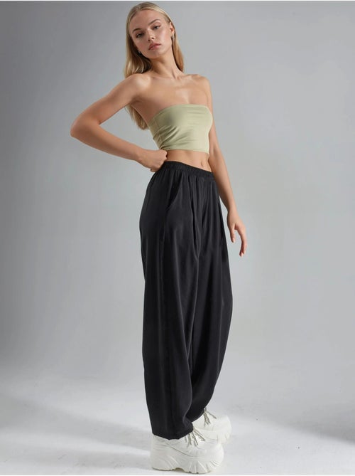 Pantalones plisados de pierna ancha busem - Kiabi Pantalones plisados de pierna ancha busem - Kiabi