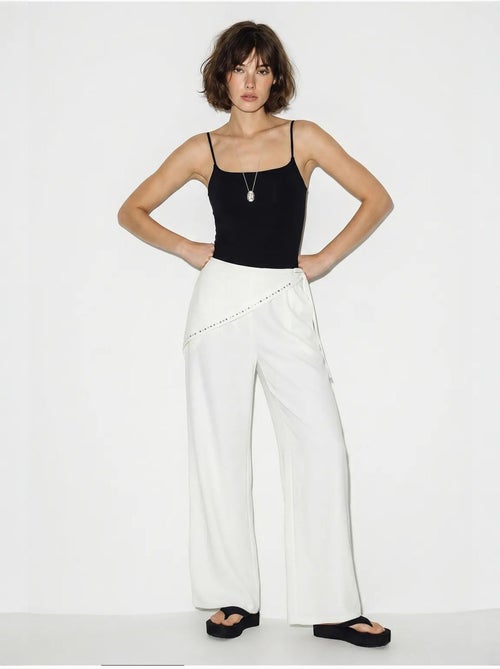 Pantalones pull-on de pernera ancha lucci - Kiabi Pantalones pull-on de pernera ancha lucci - Kiabi