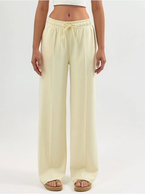Pantalones rectos con cintura elástica busem - Kiabi Pantalones rectos con cintura elástica busem - Kiabi