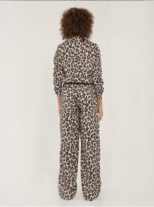 Pantalones rectos con estampado de leopardo hiccup - Kiabi