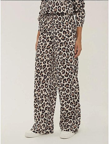 Pantalones rectos con estampado de leopardo