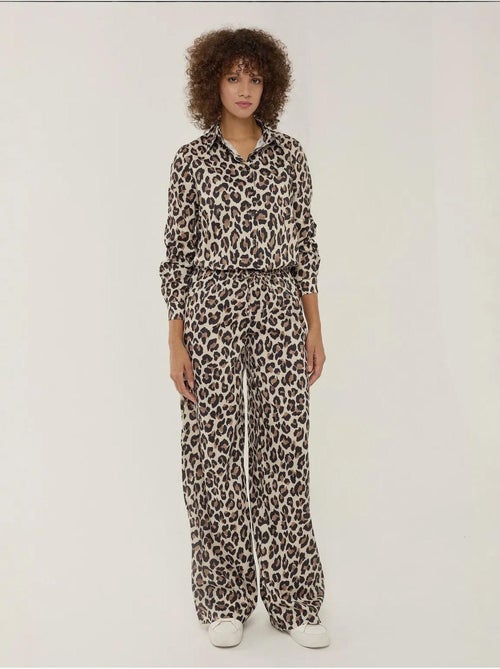 Pantalones rectos con estampado de leopardo - Kiabi Pantalones rectos con estampado de leopardo - Kiabi