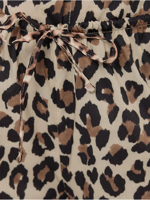 Pantalones rectos con estampado de leopardo - Kiabi Pantalones rectos con estampado de leopardo - Kiabi