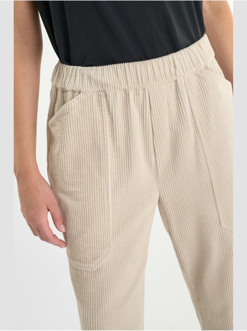 Pantalones rectos CORDO - Kiabi Pantalones rectos CORDO - Kiabi
