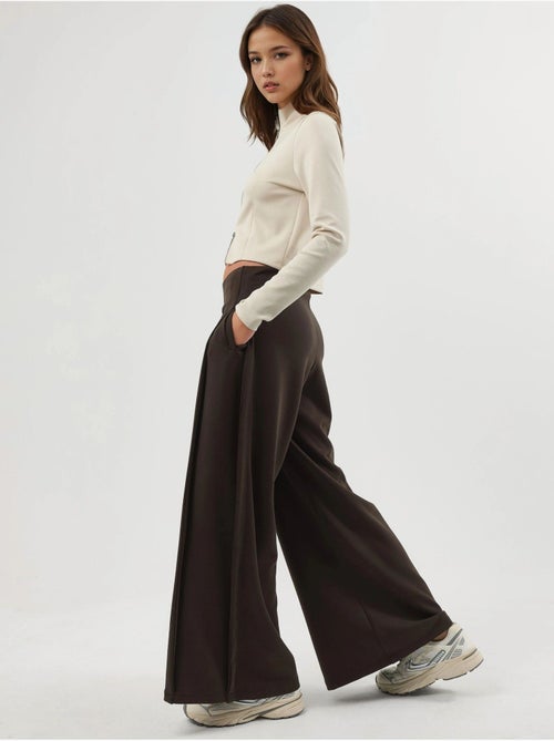 Pantalones rectos de cintura alta busem - Kiabi Pantalones rectos de cintura alta busem - Kiabi