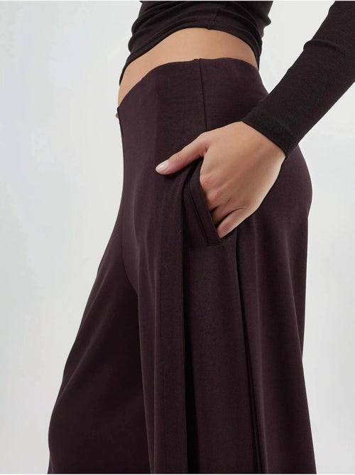 Pantalones rectos de cintura alta busem - Kiabi Pantalones rectos de cintura alta busem - Kiabi