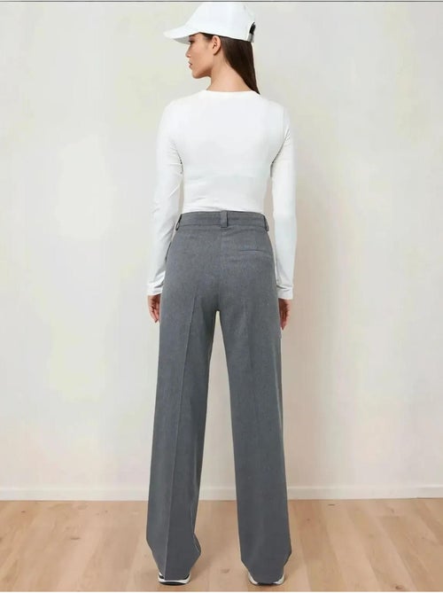 Pantalones rectos de cintura alta hiccup - Kiabi Pantalones rectos de cintura alta hiccup - Kiabi