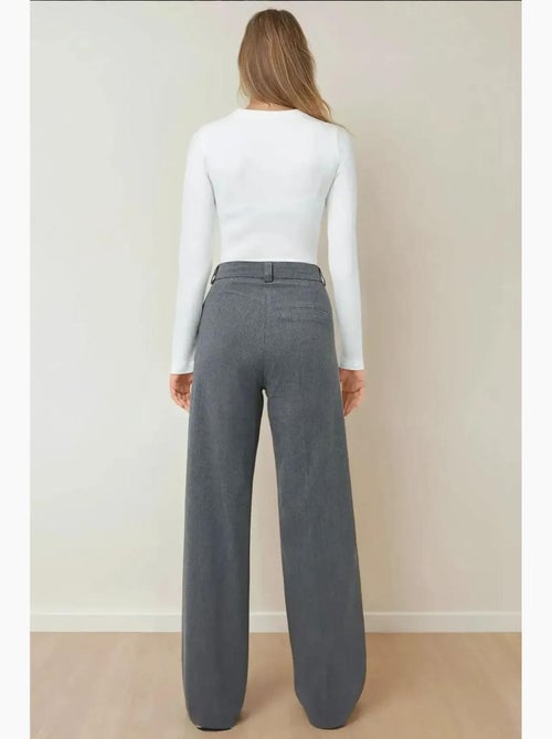 Pantalones rectos de cintura alta hiccup - Kiabi Pantalones rectos de cintura alta hiccup - Kiabi
