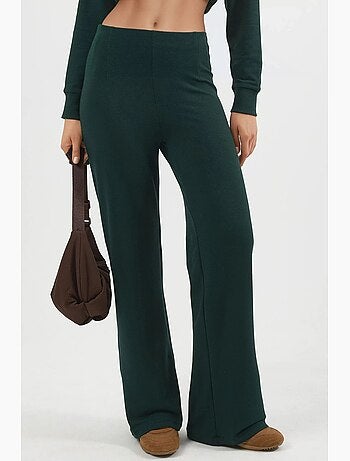 Pantalones rectos de cintura alta y tiro alto busem