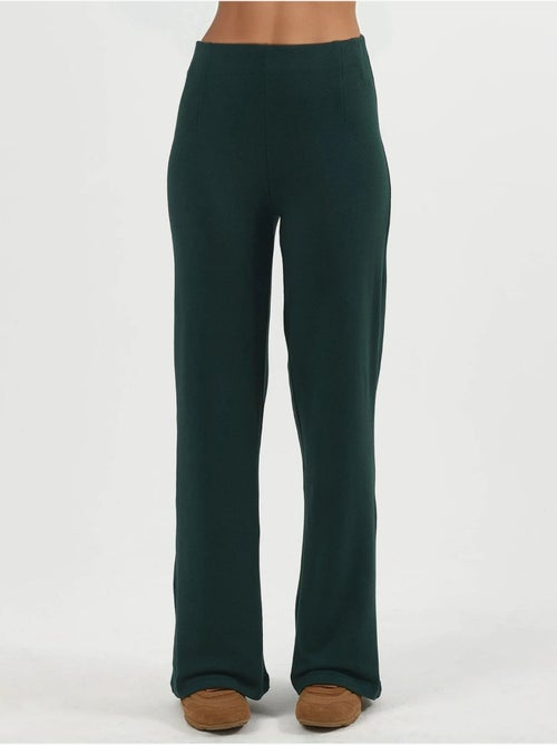 Pantalones rectos de cintura alta y tiro alto busem - Kiabi Pantalones rectos de cintura alta y tiro alto busem - Kiabi