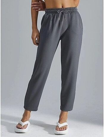 Pantalones rectos de corte regular y sin cierres hiccup