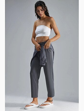 Pantalones rectos de corte regular y sin cierres hiccup