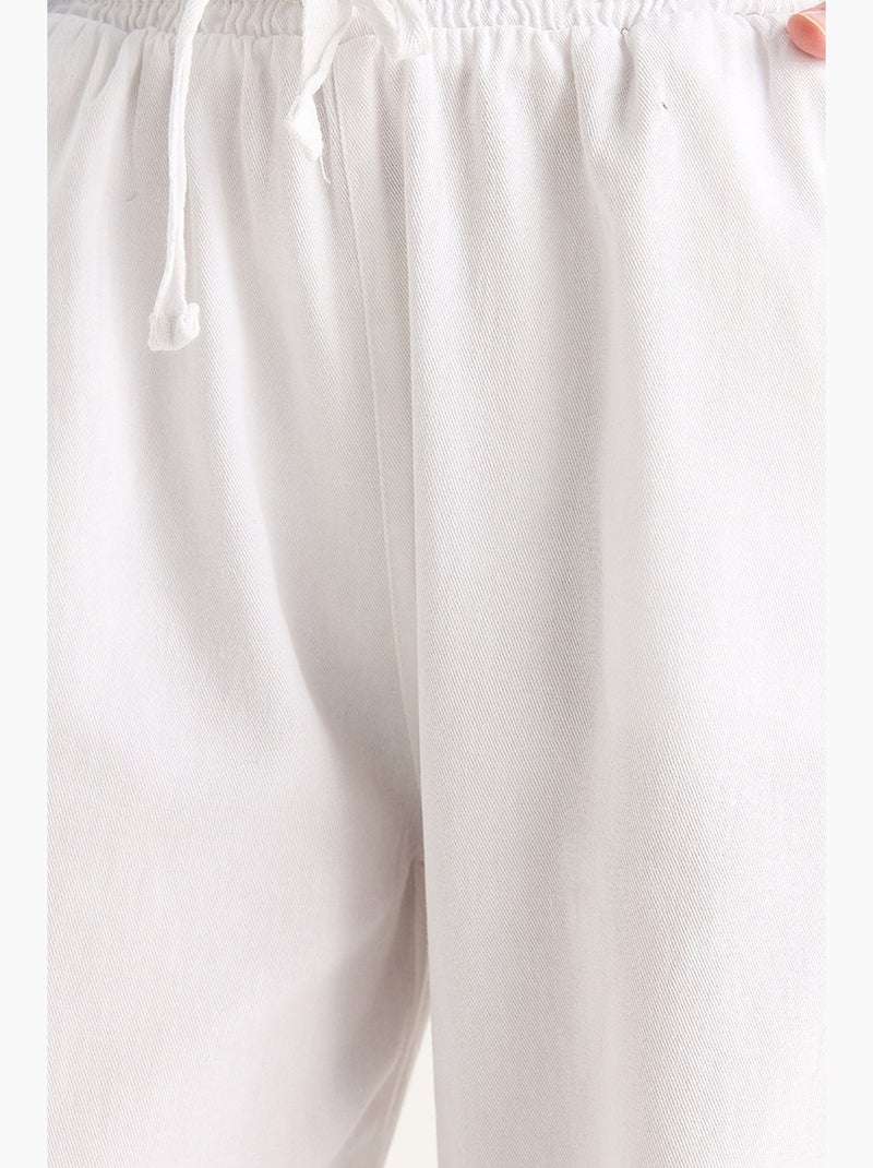 Pantalones rectos de gabardina de cintura alta con detalle de ribete lucci Blanco - Kiabi