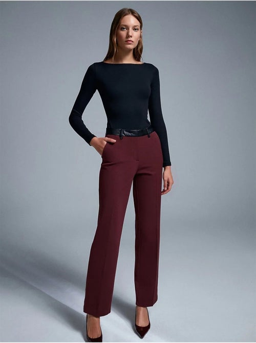 Pantalones rectos de polipiel para mujer - Kiabi Pantalones rectos de polipiel para mujer - Kiabi