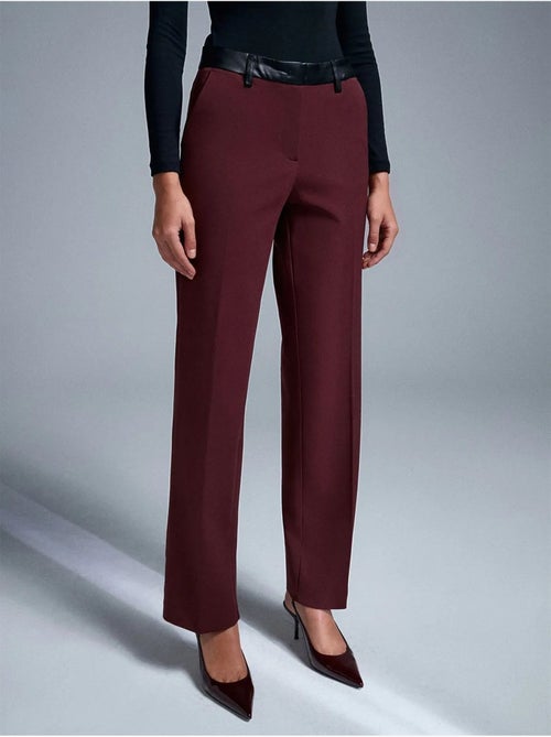 Pantalones rectos de polipiel para mujer - Kiabi Pantalones rectos de polipiel para mujer - Kiabi
