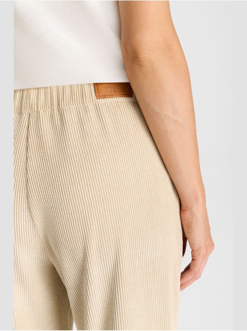 Pantalones rectos gata Beige - Kiabi