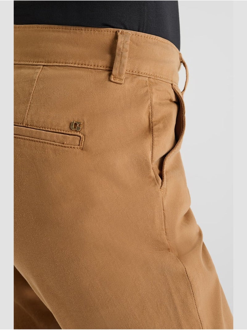 PANTALONES RECTOS KRISTIN Marrón - Kiabi